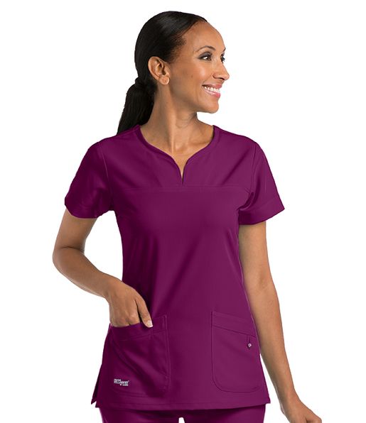 Zdravotnícke oblečenie - Dámske zdravotnícke blúzy - Dámska zdravotnícka blúza Grey´s Anatomy SIGNATURE TOP - vínová | medical-uniforms