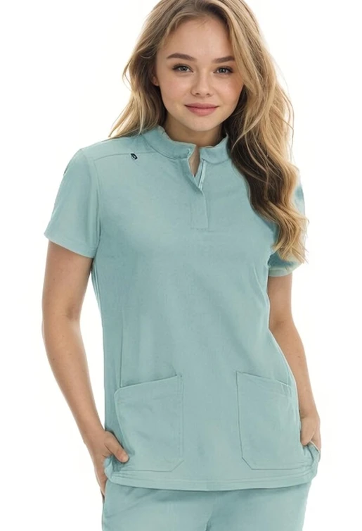 Zdravotnícke oblečenie - Koi - blúzy - Dámska zdravotnícka blúza DRIVEN TOP - zelenošedá | medical-uniforms