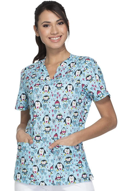 Zdravotnícke oblečenie - Dámske zdravotnícke blúzy - Dámska zdravotnícka blúza - tučniaci a srdiečka | medical-uniforms