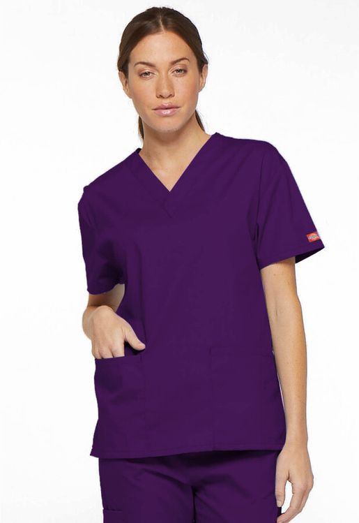 Zdravotnícke oblečenie - Dámske zdravotnícke blúzy - Dámska blúza Dickies – fialová | Medical-uniforms